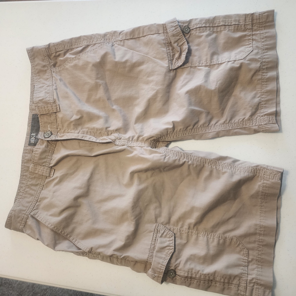 BKE Tan Cargo Shorts for Men